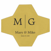 Elegant Monogram Couple Name Metallic Gold Voetbal (Enkel)