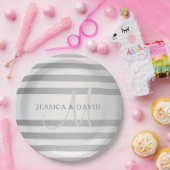 Elegant monogram Faux Silver Gradient Gray Stripes Papieren Bordje (Feest)