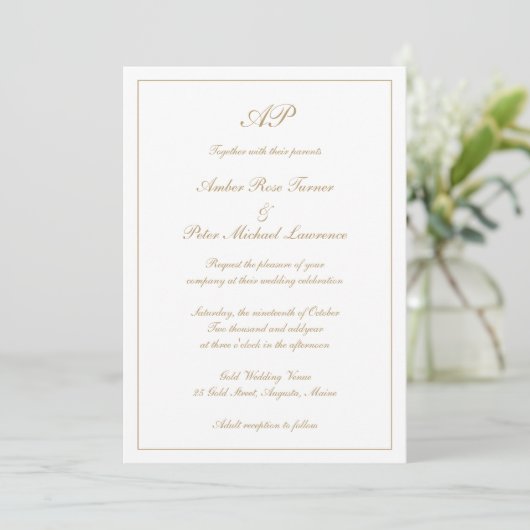 Elegant monogram formeel goud in één bruiloft kaart (Staand voorkant)
