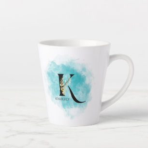Elegant monogram letter K Blauwgroen gouden bloem Latte Mok