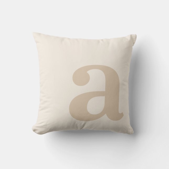 Elegant Monogram Neutraal Beige Letter Initiaal Kussen (Voorkant)