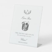 Elegant Monogram Open Bar Bruiloft Reclamebord Met Voetstuk (Voorkant)