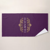 Elegant Monogram Paars Gold Bath Towel Badhanddoek (Badhanddoek)