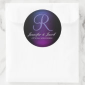 Elegant monogram Paarse en zwarte Ronde Sticker (Tas)