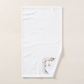 Elegant Monogram Pretty Beige Blue Flowers Floral  (Serviette à main)