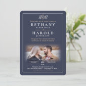 Elegant Monogram Uitnodiging (Staand voorkant)