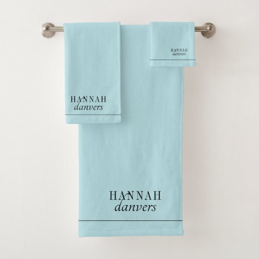 Élégant Monogramme Blanc Nom Bleu (En situation)