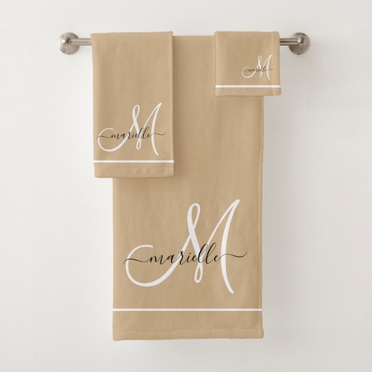 Élégant Monogramme blanc Nom du script Tan (En situation)