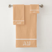 Élégant Monogramme blanc simple sur orange clair (En situation)