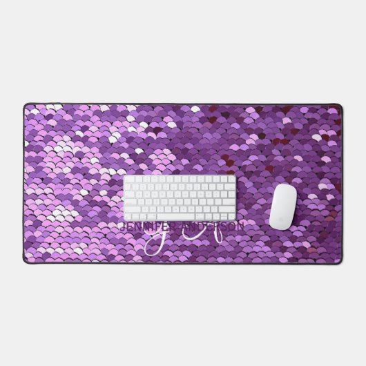 Élégant Monogramme initial Purple Sequin Desk Mat (Clavier et souris)