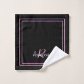 Élégant Monogramme rose noir Nom initial rayé  (Gant de toilette)