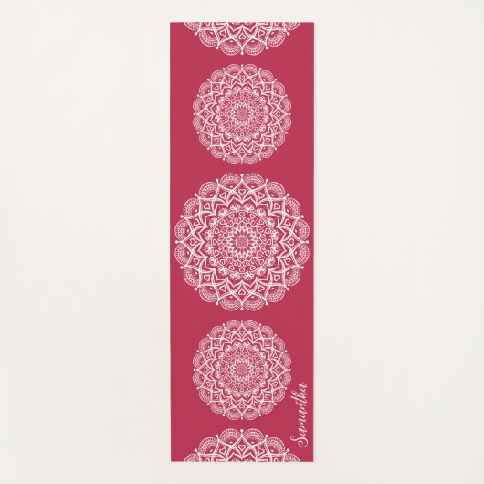 Elegant Monogrammed Boho Magenta and White Mandala Yogamat (Voorkant)