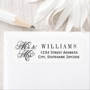 Elegant Mr en Mrs Black Script Custom Monogram Etiket