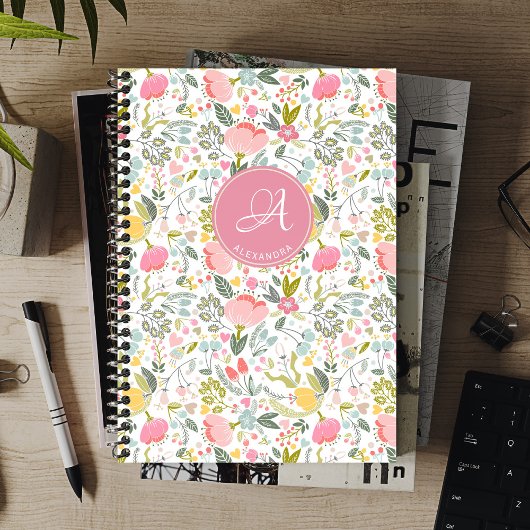 Elegant naam bloemmotief gepersonaliseerd met mono notitieboek