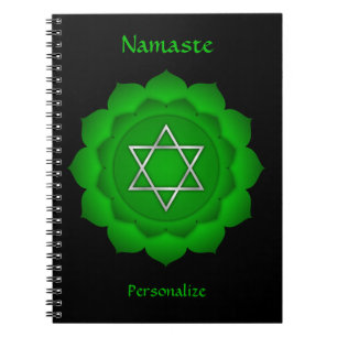 Elegant Namaste Green Heart Chakra Personaliseert Notitieboek