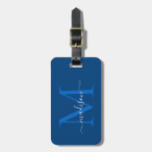 Elegant Navy Blauw Wit Monogram Script Naam Bagagelabel (Voorkant verticaal)