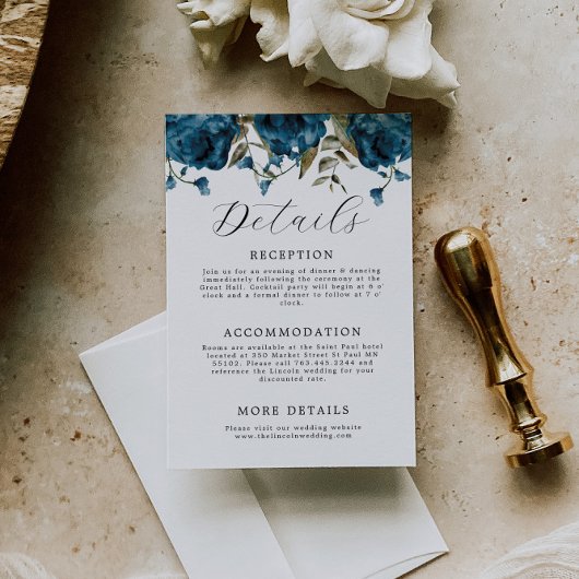 Elegant Navy Blue Floral Wedding Informatiekaartje