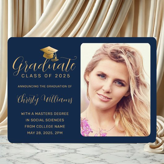 Elegant Navy Gold Script Photo College Graduing Aankondiging