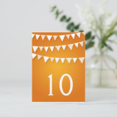 Élégant numéro de table Love Bunting Orange (Debout devant)
