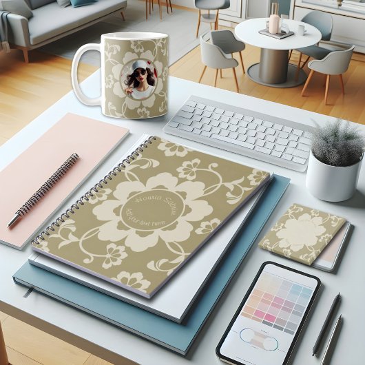 Elégant or Floral Ornamental Vintage