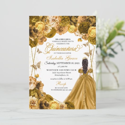Elégant or Floral Quinceanera Invitation (Debout devant)