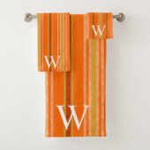 Elegant orang & brown stripes pattern monogram (En situation)