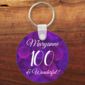 Elegant Paars 100 en geweldige Birthday Party Sleutelhanger (Voorkant)