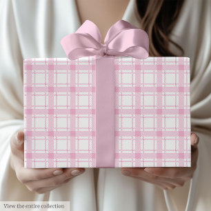 Élégant papier cadeau à carreaux rose clair pour 5