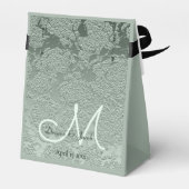 Elegant Pastel Sage Green Wedding Monogram Bedankdoosjes (Achterkant)