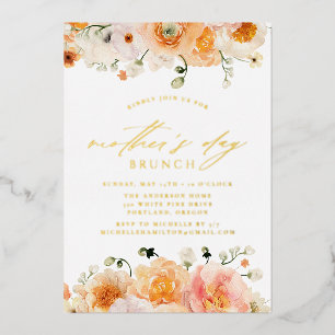 Elegant Peach Floral Moederdag Brunch Folie Uitnodiging