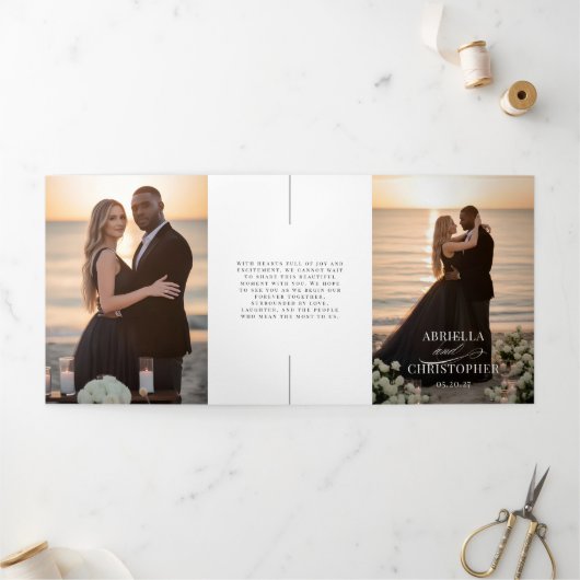 Elegant Photo Tri-Fold Wedding Invitation (Extérieur)