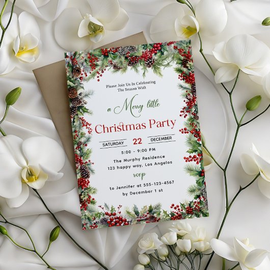 Elégant Pine & Berry Christmas Party Invitation