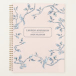 Élégant Pink & blue French toile Planner<br><div class="desc">Elégante toile française personnalisée avec des oiseaux sur des branches d'arbre sur une Personnaliser arrière - plan rose vif en cliquant sur les cases "Modifier ce modèle design" à droite de l'article,  ou cliquez sur le bouton "Customiser" bleu pour arranger le texte,  modifier les polices et les couleurs</div>