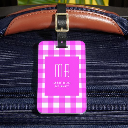 Elegant Pink Gingham Monogram Bagagelabel (Voorkant Insitu 2)