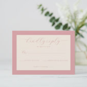 Elegant Pink Minimalist RSVP (Debout devant)