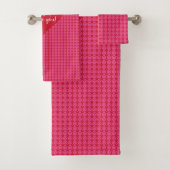 Elegant Pink Red Hearts Valentine Bath Towel (En situation)