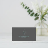 Elegant Plain Grey Blauwgroen met monogram en QR-c Visitekaartje (Staand voorkant)