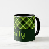 Élégant Pois vert Plaid Monogramme 11 oz Mug (Devant droit)