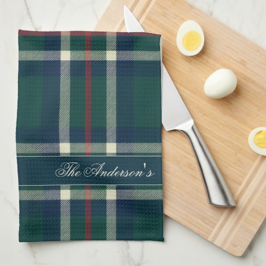 Elegant Preppy Plaid Monogram Christmas Theedoek (Quarter Fold)