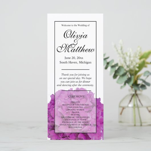 Élégant programme de mariage rose hydrangée à fleu (Debout devant)