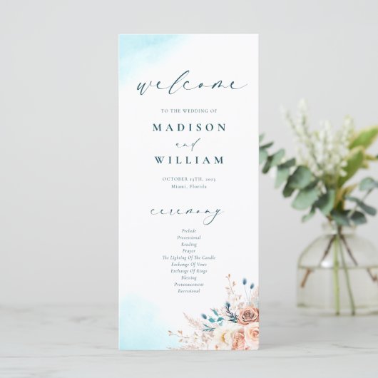 Élégant programme de mariage sur la plage (Debout devant)