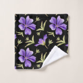Elegant Purple Flowers Pattern with Green Accents (Gant de toilette)