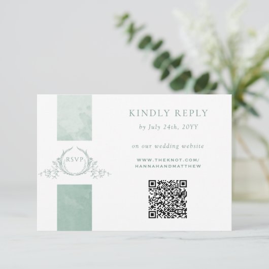 Elégant QR Code RSVP Pale Green Monogram Mariage (Debout devant)