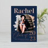 Elegant Real Roos Gold Class of Afstuderen Folie Uitnodiging (Staand Voorkant)