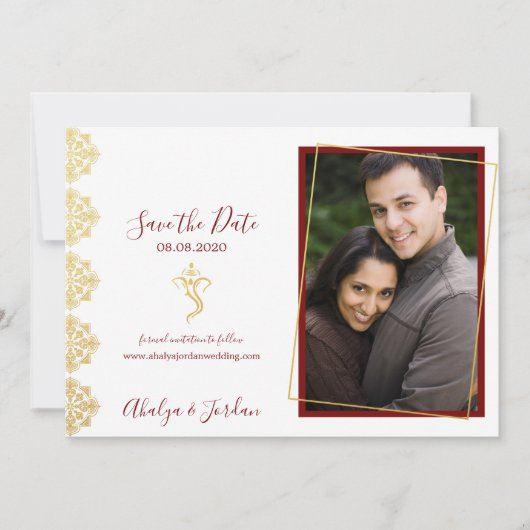 Elegant Red & Gold Ganesha & Mehndi Sparen de Datu Save The Date (Voorkant)