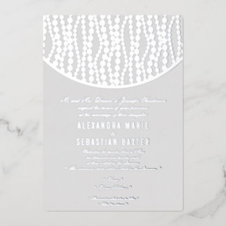 Elegant Romantic Script Grey Pearls Wedding Silver Folie Uitnodiging