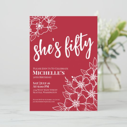 Elegant rood 50ste verjaardagsfeest kaart (Staand voorkant)