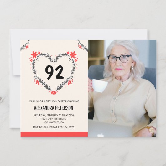 Elegant rood bloemenhart voor haar 92e verjaardag kaart (Voorkant)