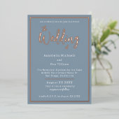 Elegant Roos Gold Foil op Dusty Blue Wedding Folie Uitnodiging (Staand Voorkant)