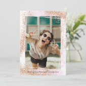 Élégant Rose Gold Graduation Party Invitation (Debout devant)